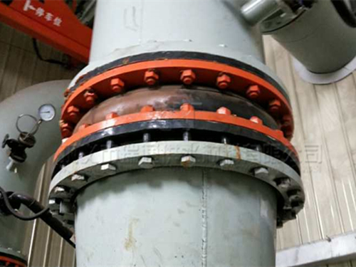 华电青岛发电有限公司DN800浆液循环泵出口橡胶膨胀节